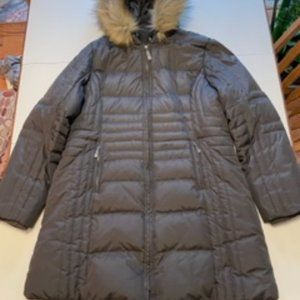 VINCE CAMUTO Down Hooded Parka  - XL - green